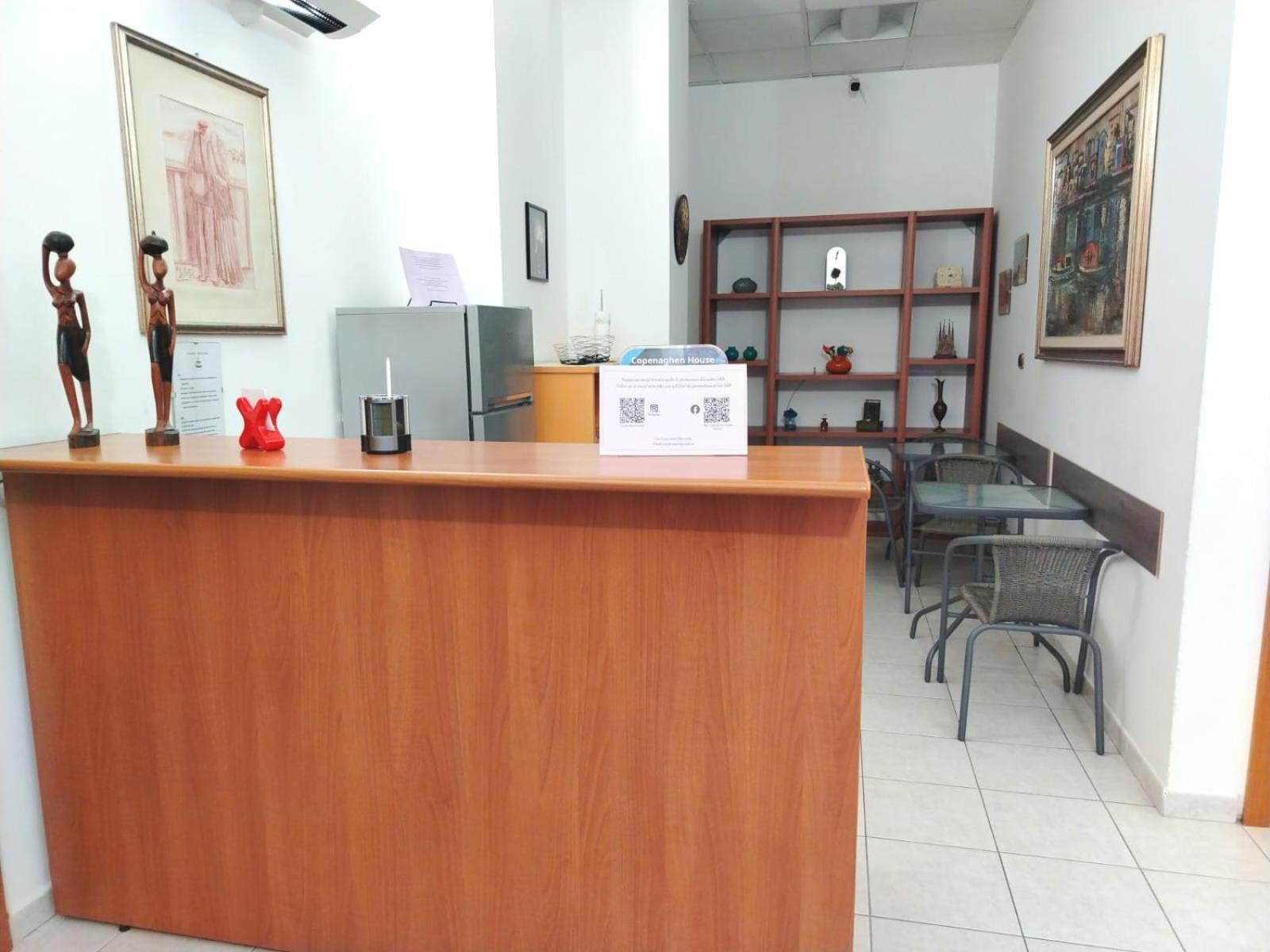 Sassari - Copenaghen House - Zona Ospedale Hotel Ngoại thất bức ảnh